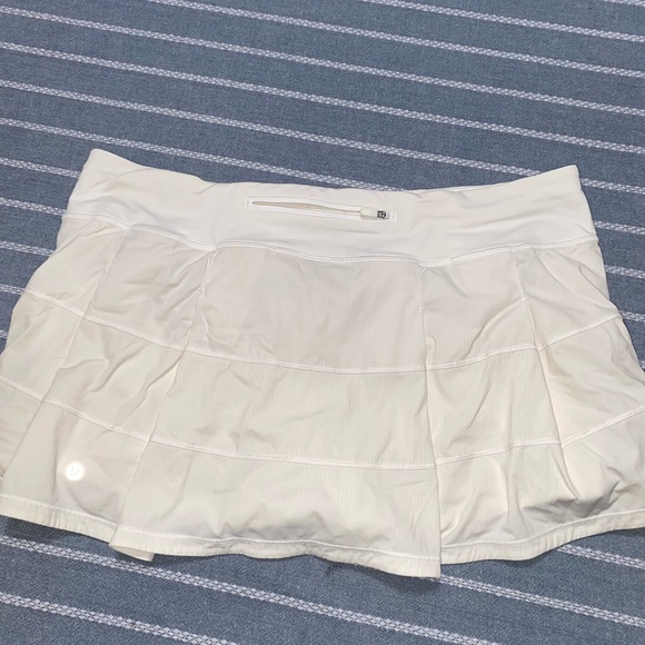 Lululemon Pace Rival 4-Way Stretch Skort Size 14 - Picture 5 of 9